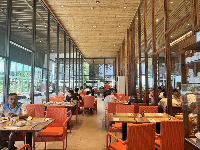 ที่นี่ต้องมาCentra by Centara Maris Resort Jomtien
