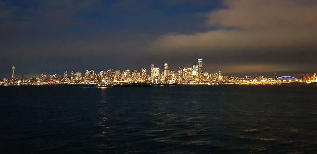 Alki Beach overlooking Seattle Skyline