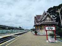 มาหัวหินต้องแวะชมสถานีรถไฟในตำนาน