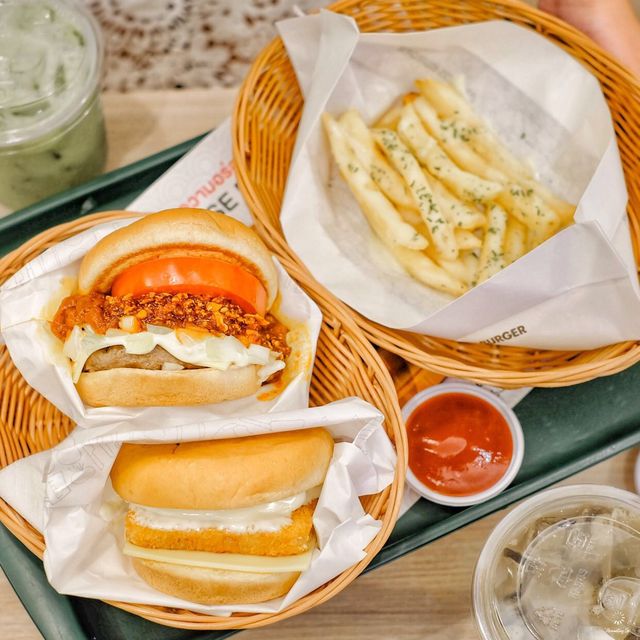 เบอร์เกอร์หมาล่า รสใหม่! อิ่มอร่อยได้แล้ว วันนี้