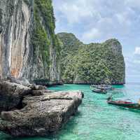 อ่าวมาหยา - ท้องทะเลสวยแห่งอันดามัน