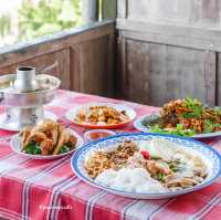 เฮือนฝ้ายคำ ร้านอาหารที่เชียงคาน