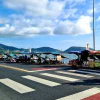 ชายหาดใกล้ป่าตอง ของกินของขาย ถูกมากมาย