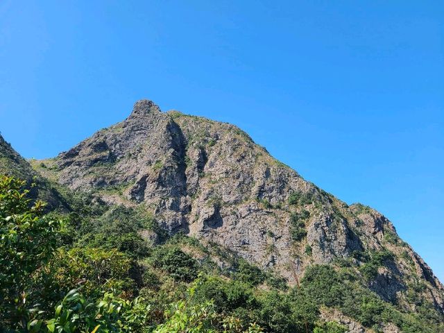 一見愛上~彎曲山⛰️