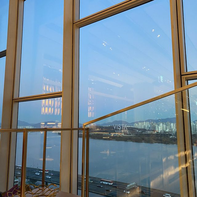 :: ソウル🇰🇷 漢江の夜景を眺めながら最高の夜を🍾🍸🥂VISTA WALKERHIL   【Re:Bar】