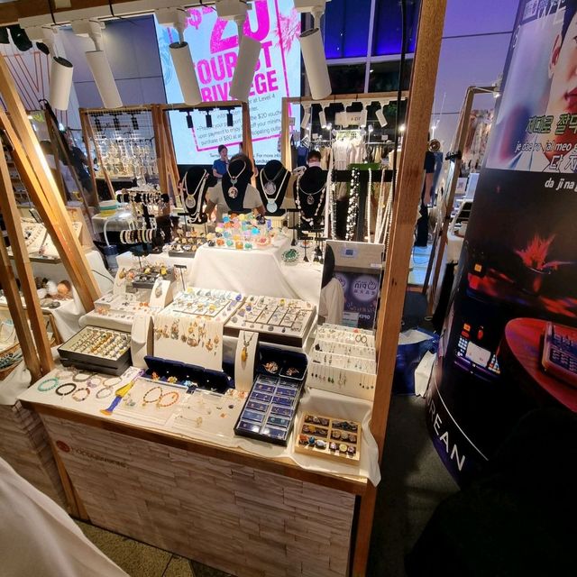 Atrium Sale @ Orchardgateway mall