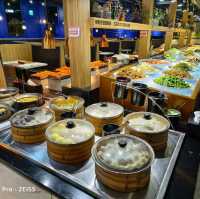 【中和吃到飽】我家牛排中和店，水果超浮誇的自助吧只要299起吃到飽❤️