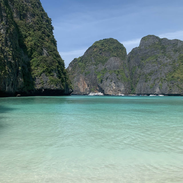 水清沙幼的泰國皮皮島