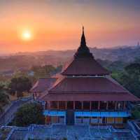 WATUGONG BUDDHAGAYA TEMPLE, SEMARANG