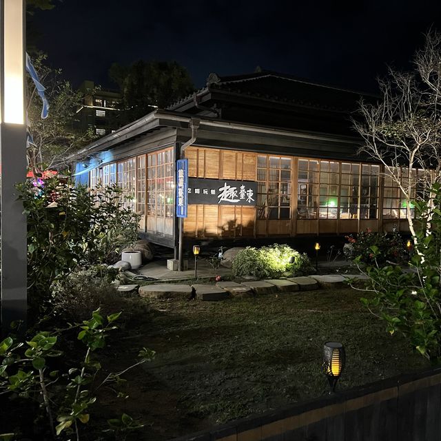 鐵花村露天音樂會｜微光集新文創市集｜文青悠閑好去處