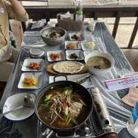 진정한 바다뷰맛집 포항여행 필수코스 ‘신항만횟집’