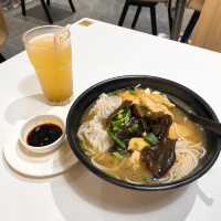 🍴必食招牌藥膳醉雞湯麵🍜