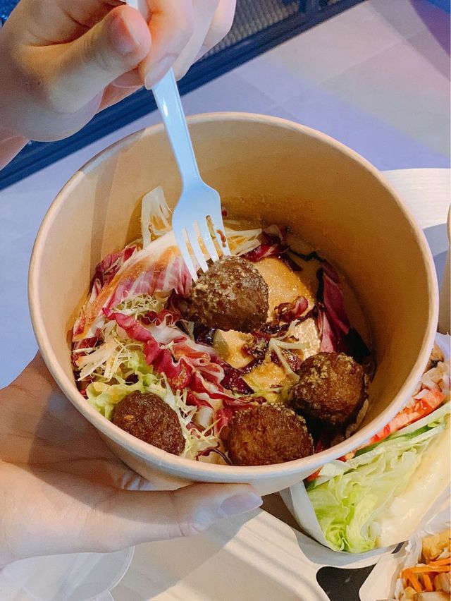 大角咀 𝑻𝒉𝒆 𝑬𝒏𝒈𝒊𝒏𝒆｜生酮低碳飲食外食族好地方🍔