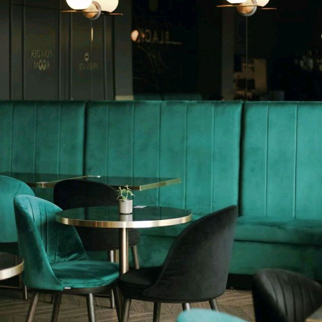 Brunch and dinner at The Black Egg