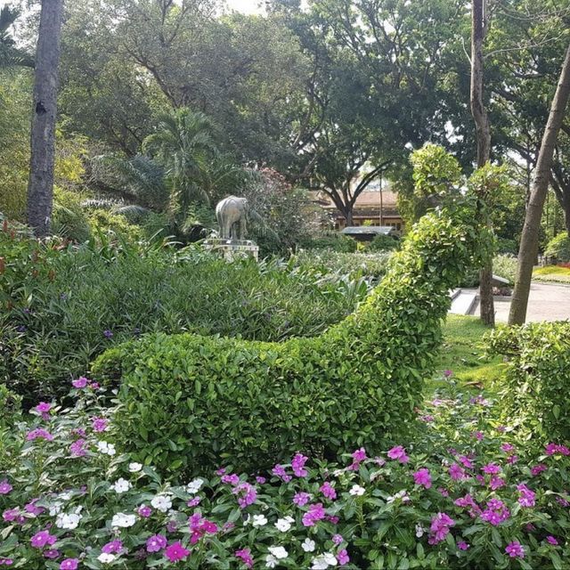 Saigon Zoo and Botanical Gardens - Ho Chi Min