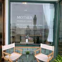 Little green café