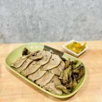 滋味親民滷味店