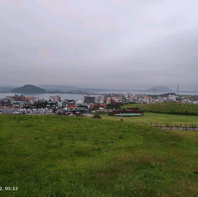 Seongsan Ilchulbong Sunrise Peak in Jeju 