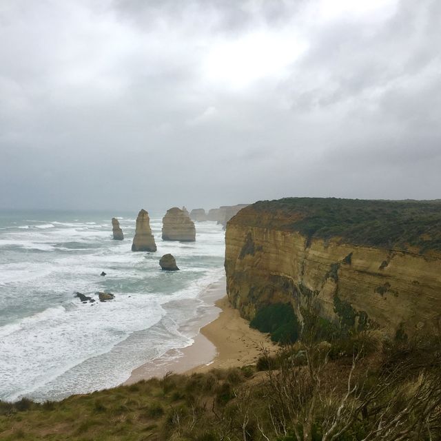 The iconic rock formations on Great Ocean Rd