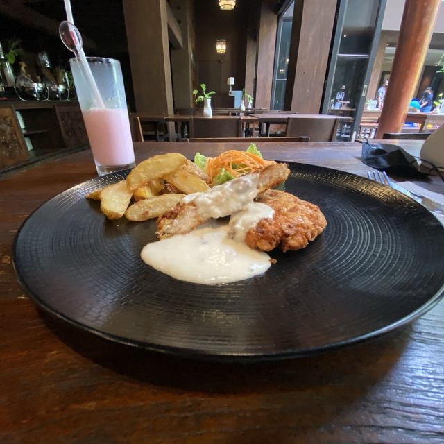 Enjoy lunch within a Rainforest, Kuta - Bali