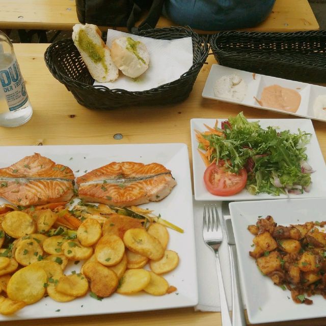 德國漢堡美食攻略🚢🐟--便宜又好吃的Karofisch 海鮮餐廳❤😍