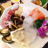 🇹🇭隱身在街頭裡的泰式火鍋店🍲 Rolling Thai 泰滾 Rolling Thai 泰式火鍋(南京店）
