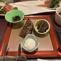 万座亭の夕食と朝食の様子