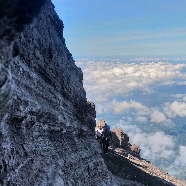 RAUNG MOUNTAIN : BONDOWOSO
