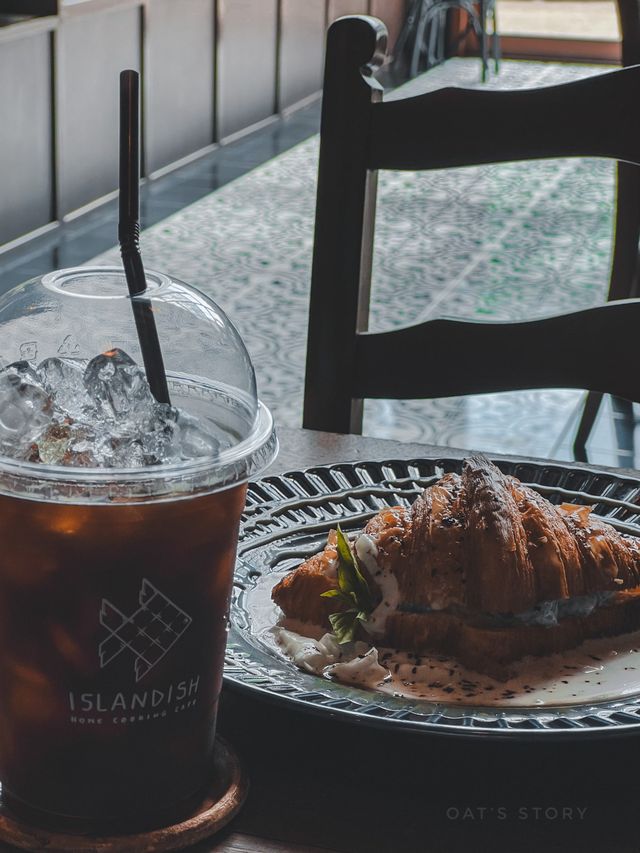 ISLANDISH คาเฟ่บนเกาะสีชัง