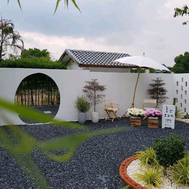 คาเฟ่ ทางไปวัดหลวงปู่สรวง ต.ห้วยตามอญ อ.ภูสิงห์ 