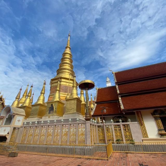 😇 วัดพระพุทธบาทห้วยต้ม ณ ลำพูน 🙏🏻