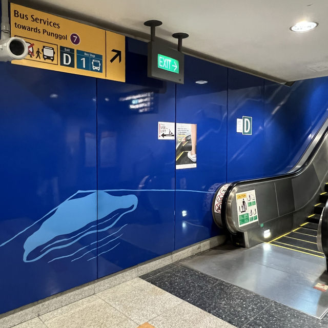 Arts @ MRT - Harbourfront MRT