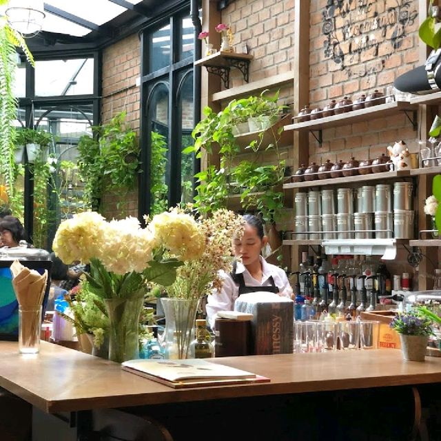 #ร้าน The Blooming Gallery คาเฟ่