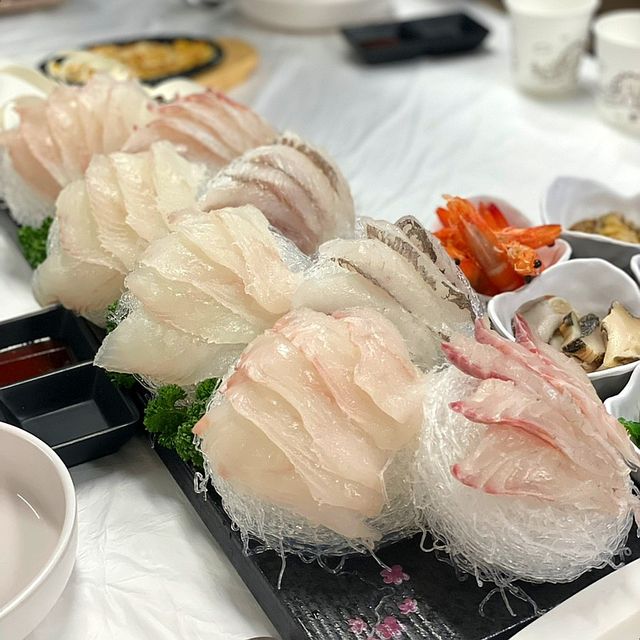 강릉 스키다시 푸짐한 대게맛집 🦀