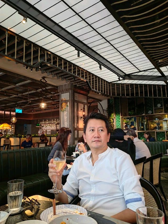 Mott32