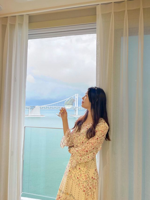 광안대교가 바로 보이는 부산 감성숙소💙