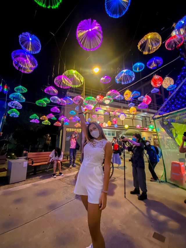 中秋靚靚打卡📸 大澳今年有水母燈🌟