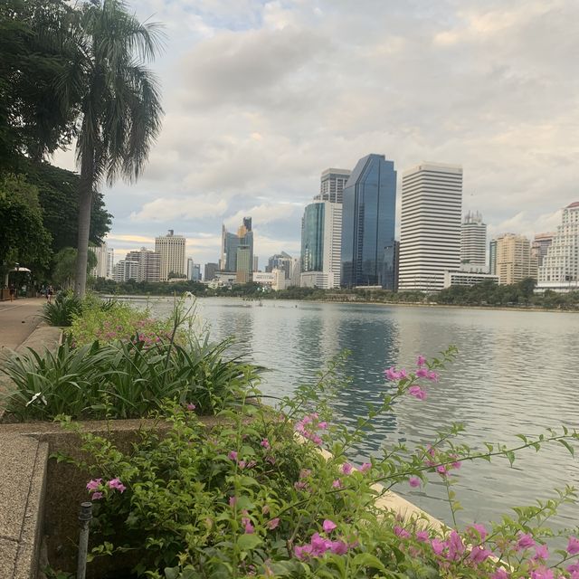 Huge park with a beautiful lake