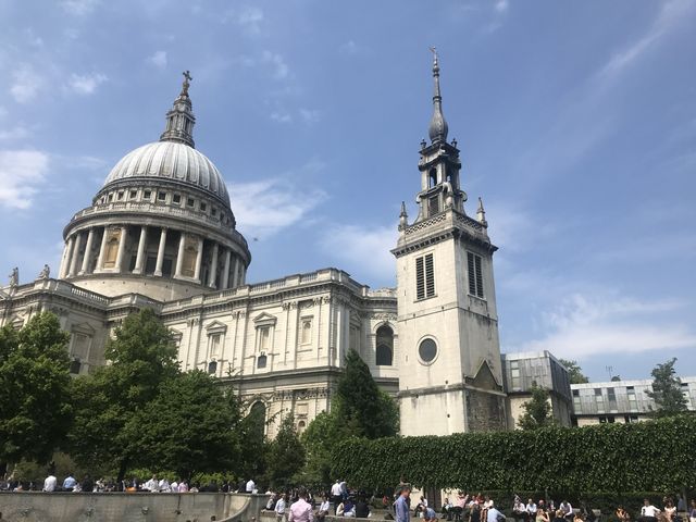 Majestic looking St. Paul’s Cathedral 
