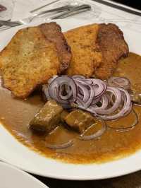 프라하 타르타르 맛집, Smíchovské Vidličky a nože