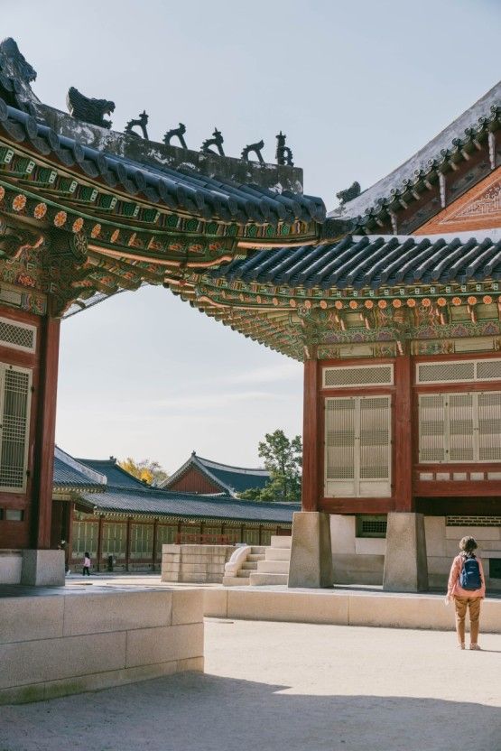 한국의 미가 가득한 경복궁으로 놀러오세요