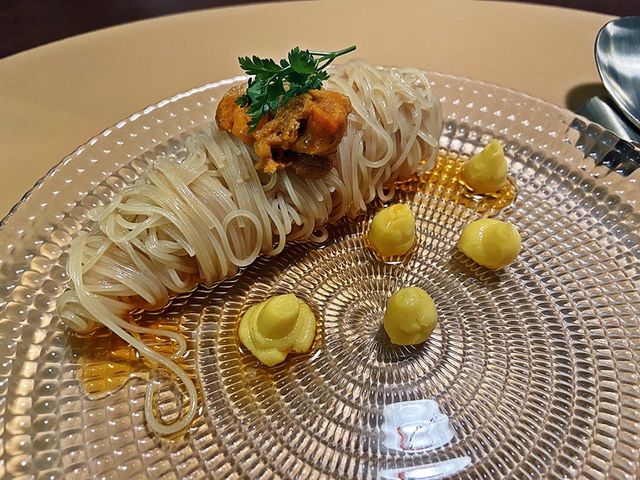 몬드리안 호텔 맛집. 십이율