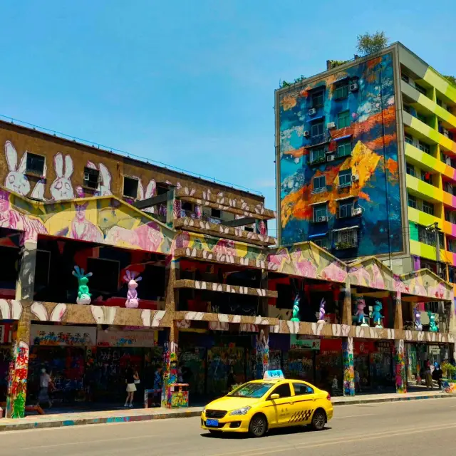 Huangjueping Graffiti Street🎨 Chongqing