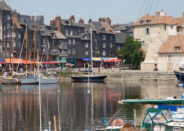 11 must-visit small towns around Paris