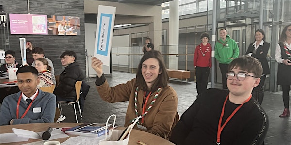 Skills for debate and running a model UN | Temple Of Peace