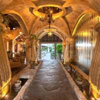 SLIPPERY STONE RESTAURANT - BALI