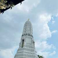 ความศักดิ์สิทธิ์แห่งดินแดนวังหลังมาช้านาน