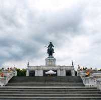 พระบรมราชานุสาวรีย์สมเด็จพระนเรศวรมหาราช