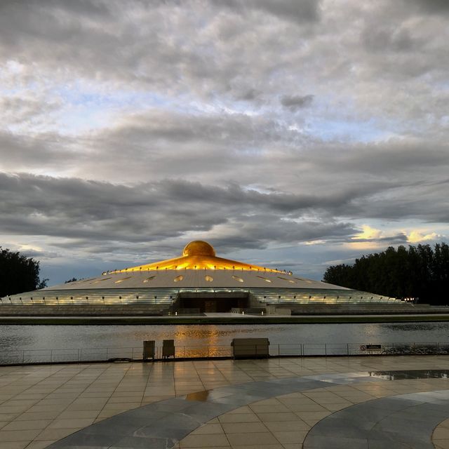 culturewalk at Golden Dhammakaya Temple 