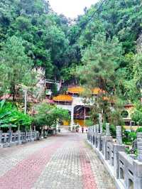 Sam Poh Tong Temple @Ipoh